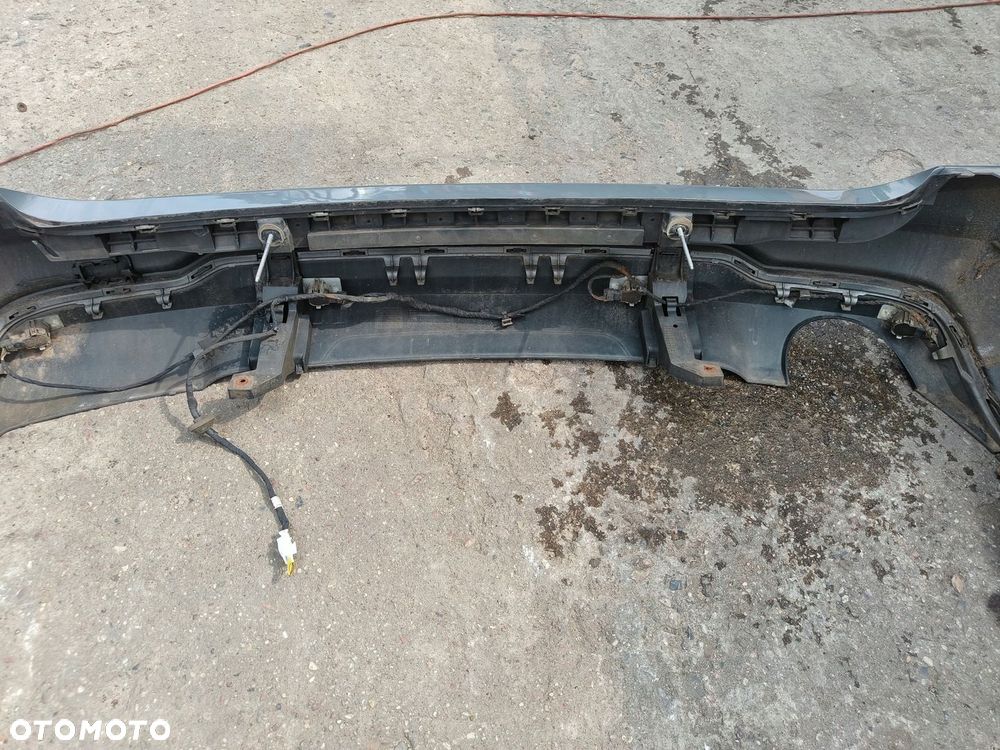 MERCEDES W204 LIFT C KLASA ZDERZAK TYLNY TYŁ AMG KOMBI 792 - 11