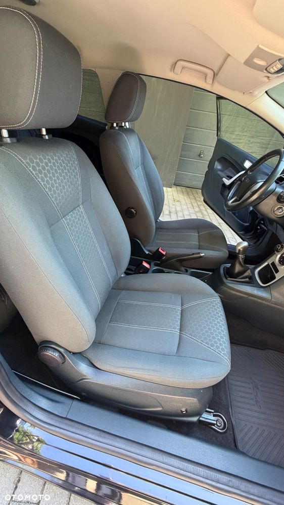 Ford Fiesta - 18