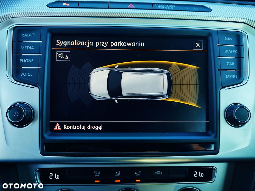 Volkswagen Passat 2.0 TDI EVO Business - 23