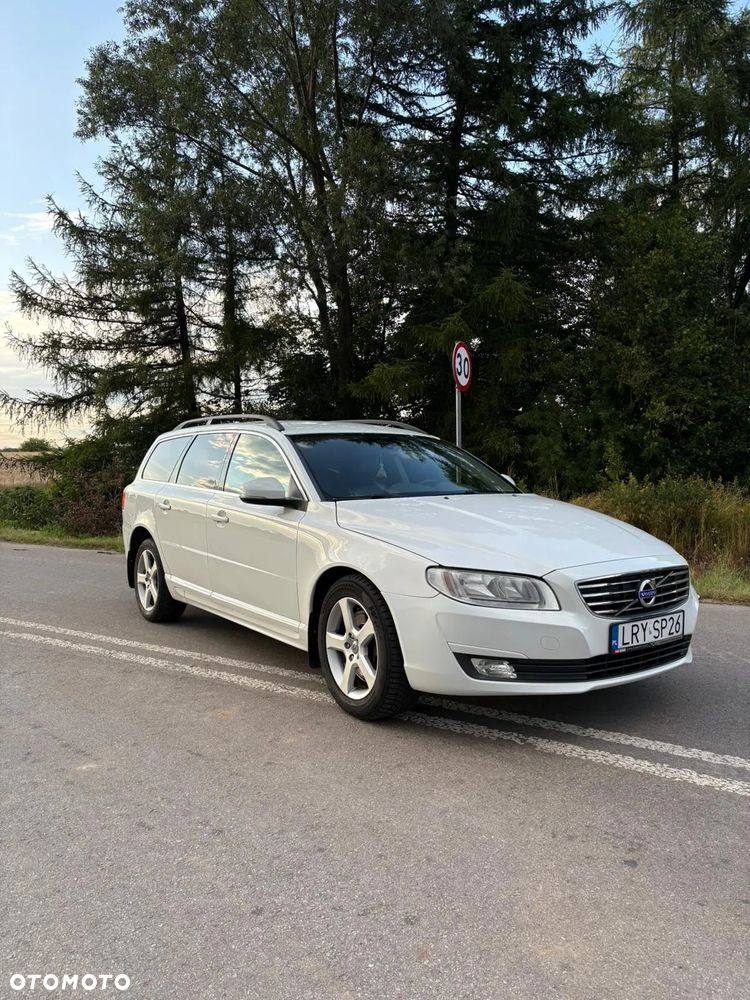 Volvo V70 D5 Geartronic Kinetic - 1