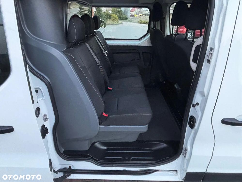 Renault Trafic 1.6 dCi 120 Combi Expression - 13