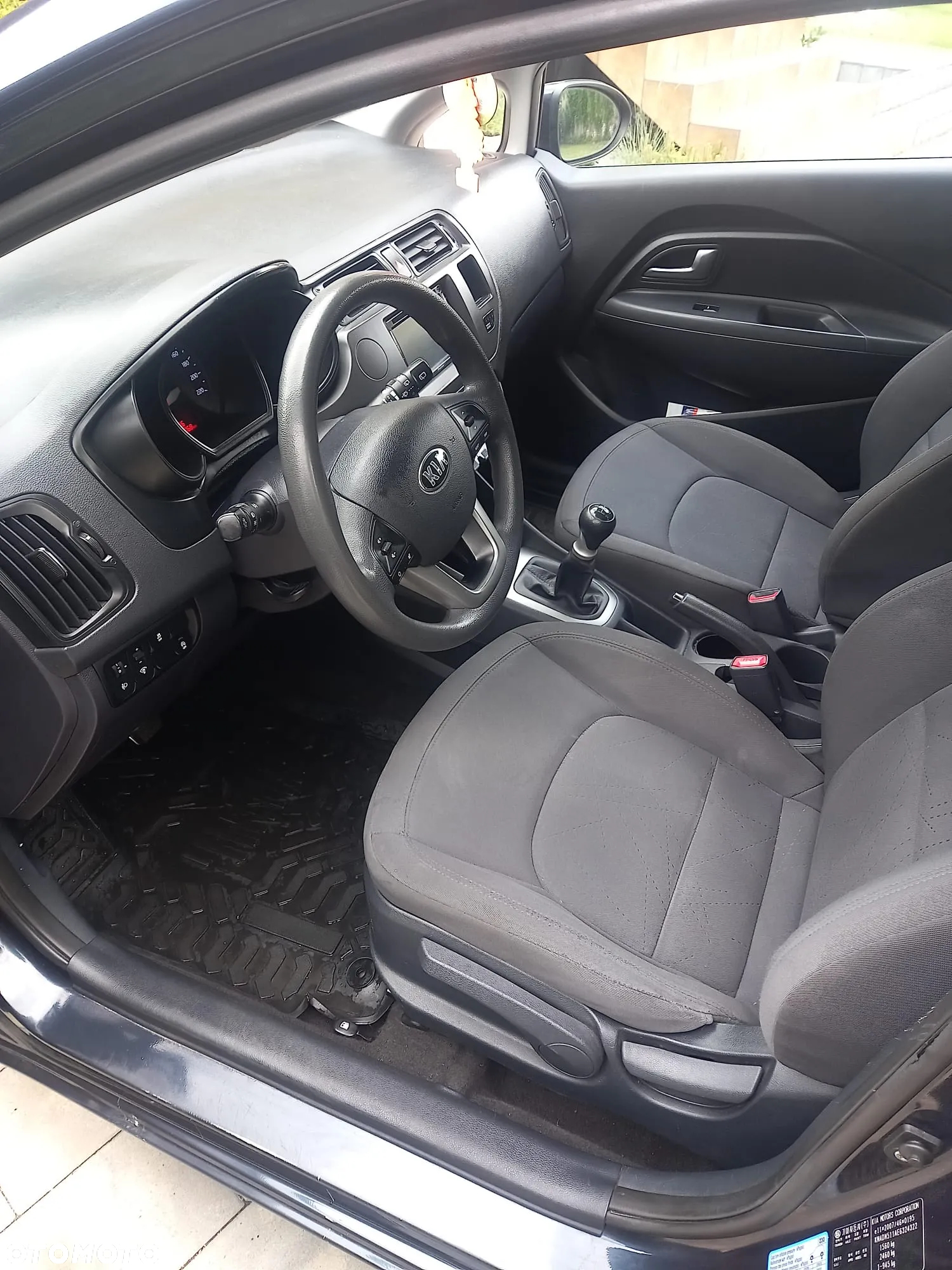 Kia Rio 1.2 Dream Team Edition - 8