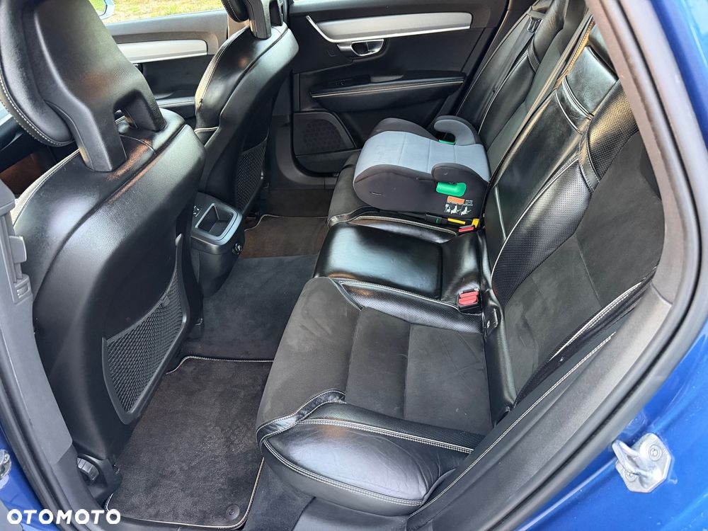 Volvo V90 D3 R-Design - 16