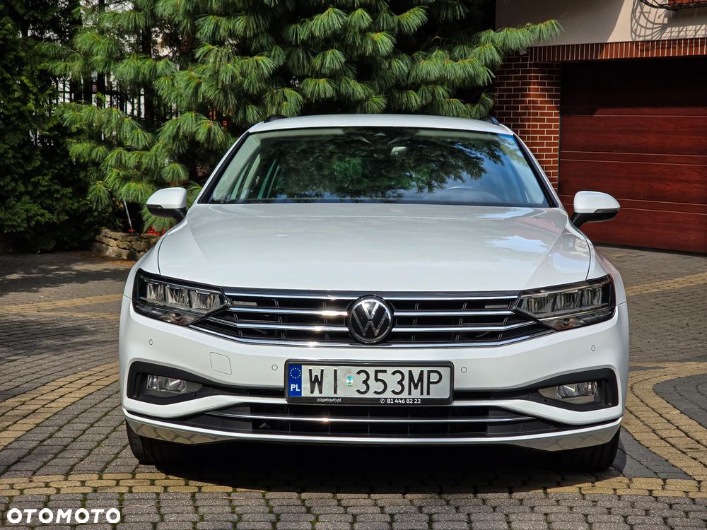 Volkswagen Passat Variant 2.0 TDI EVO Elegance DSG - 17