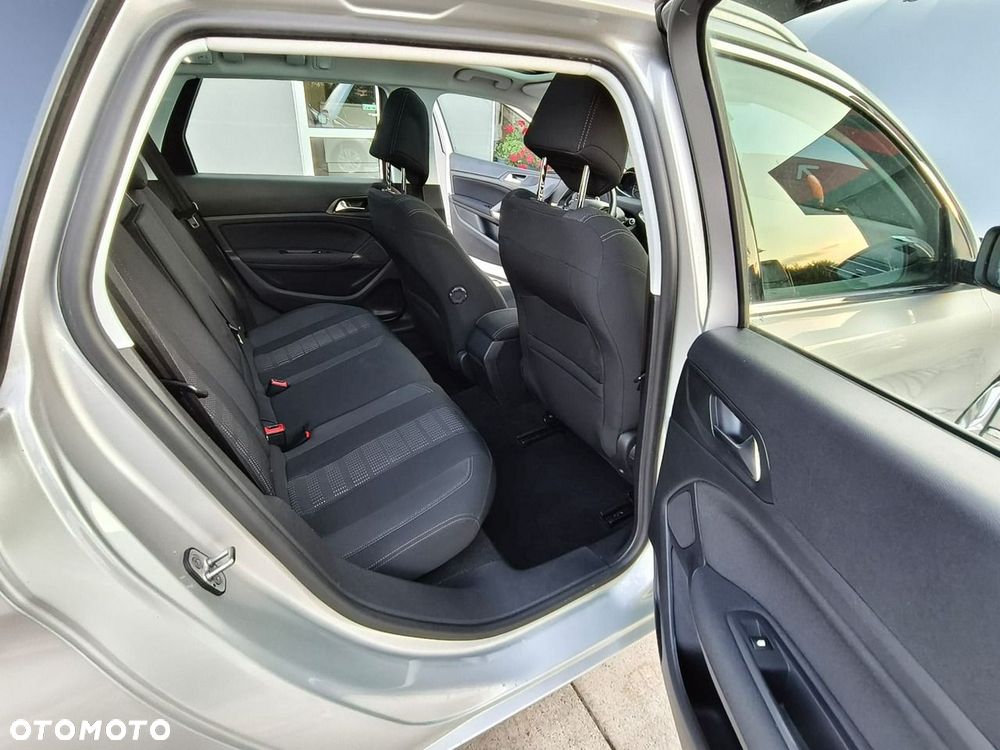 Peugeot 308 - 15