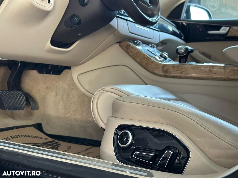 Audi A8 3.0 TDI DPF clean diesel quattro tiptronic - 23