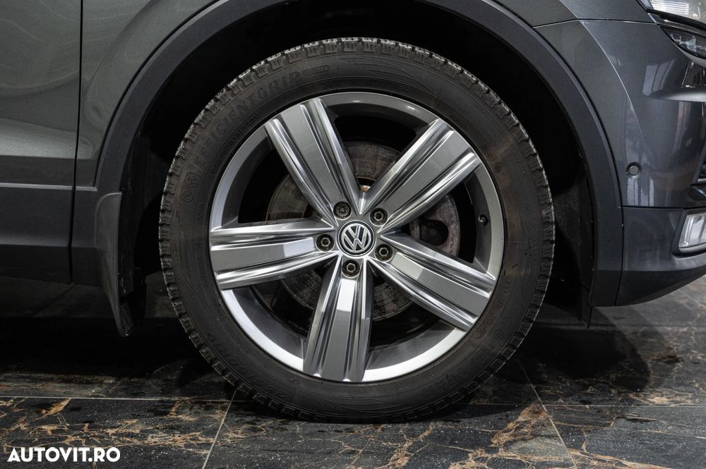 Volkswagen Tiguan 2.0 TDI 4Mot DSG Highline - 9