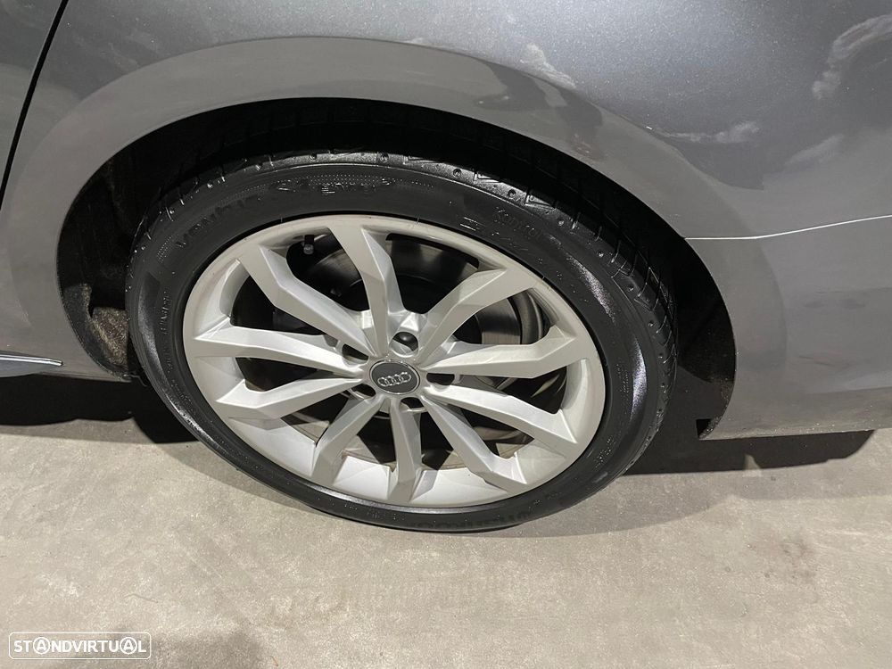 Audi A4 Avant 40 TDI S tronic S line - 28