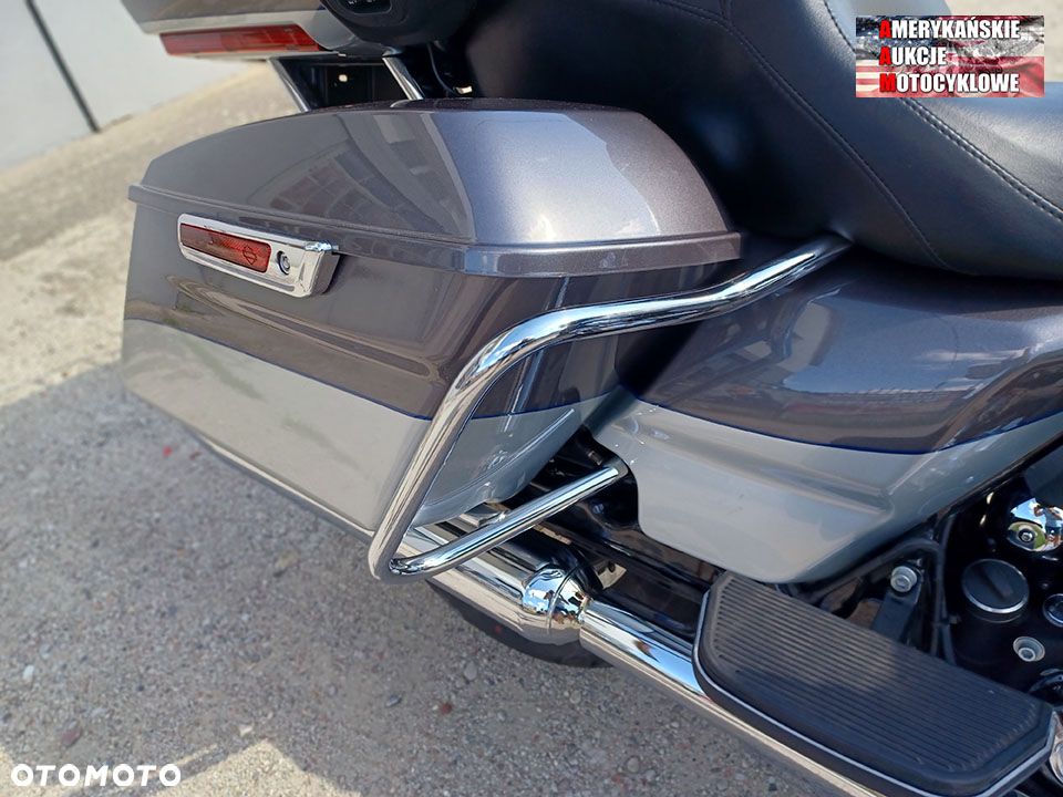 Harley-Davidson Touring Electra Glide - 12