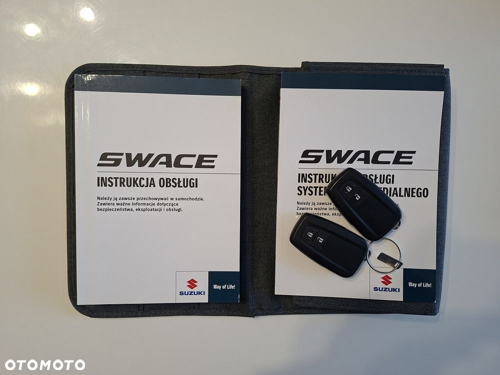 Suzuki Swace 1.8 Hybrid Premium Plus CVT - 29