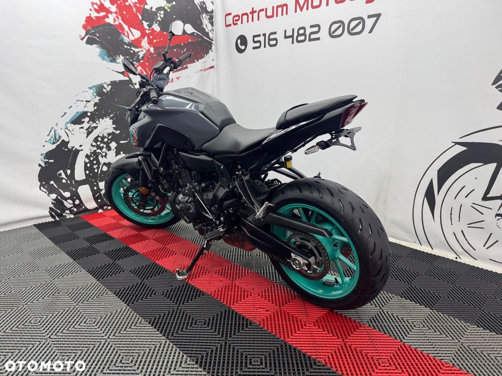 Yamaha MT - 6
