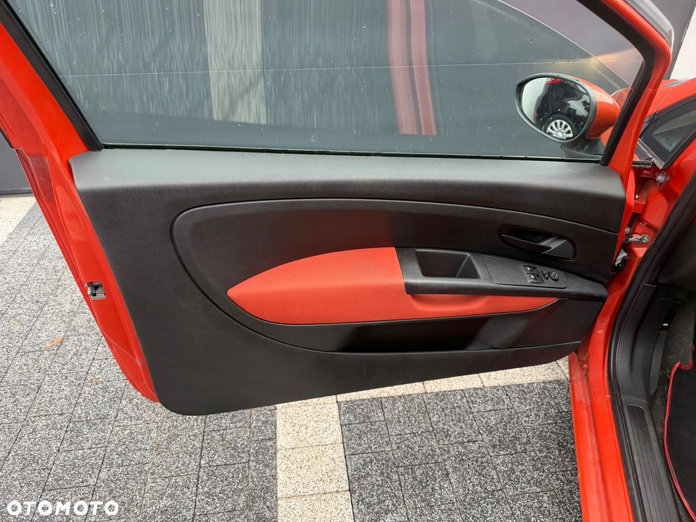 Fiat Punto 1.4 16V Sporting - 13