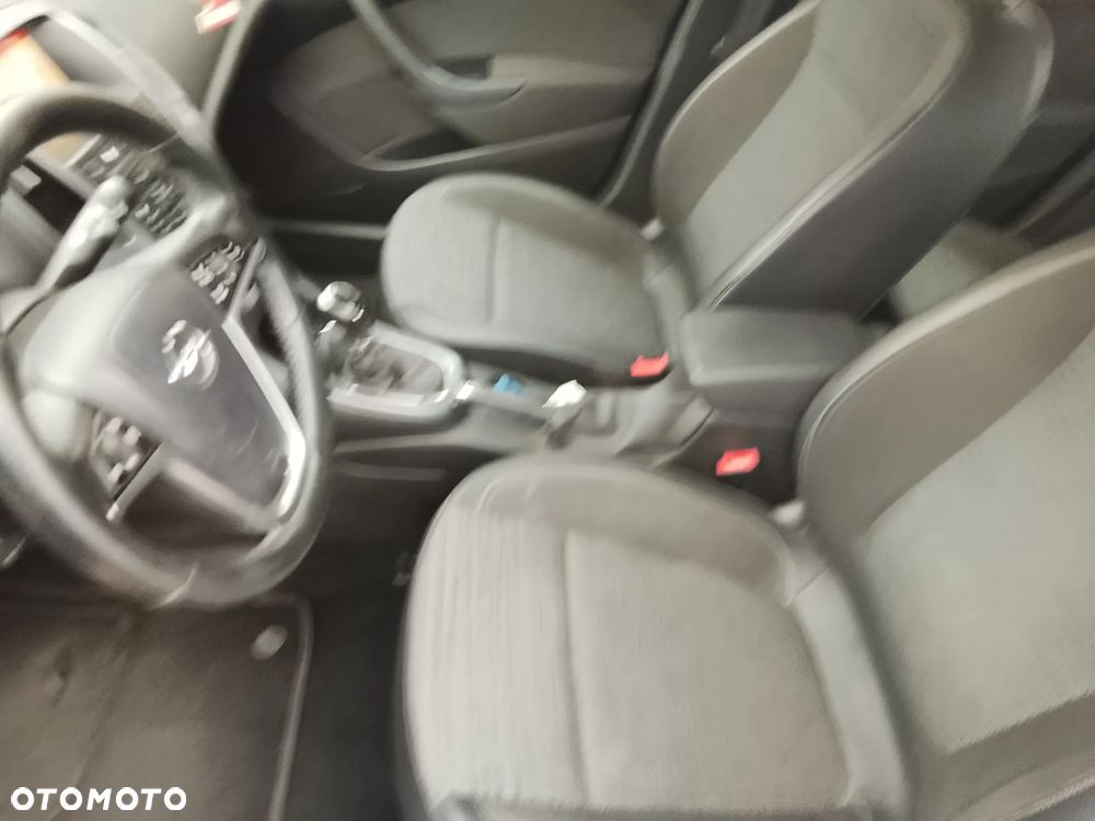 Opel Astra 1.4 Turbo (ecoFLEX) Start/Stop Edition - 11