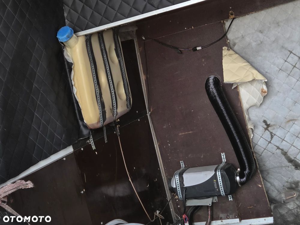 Mercedes-Benz Sprinter - 37