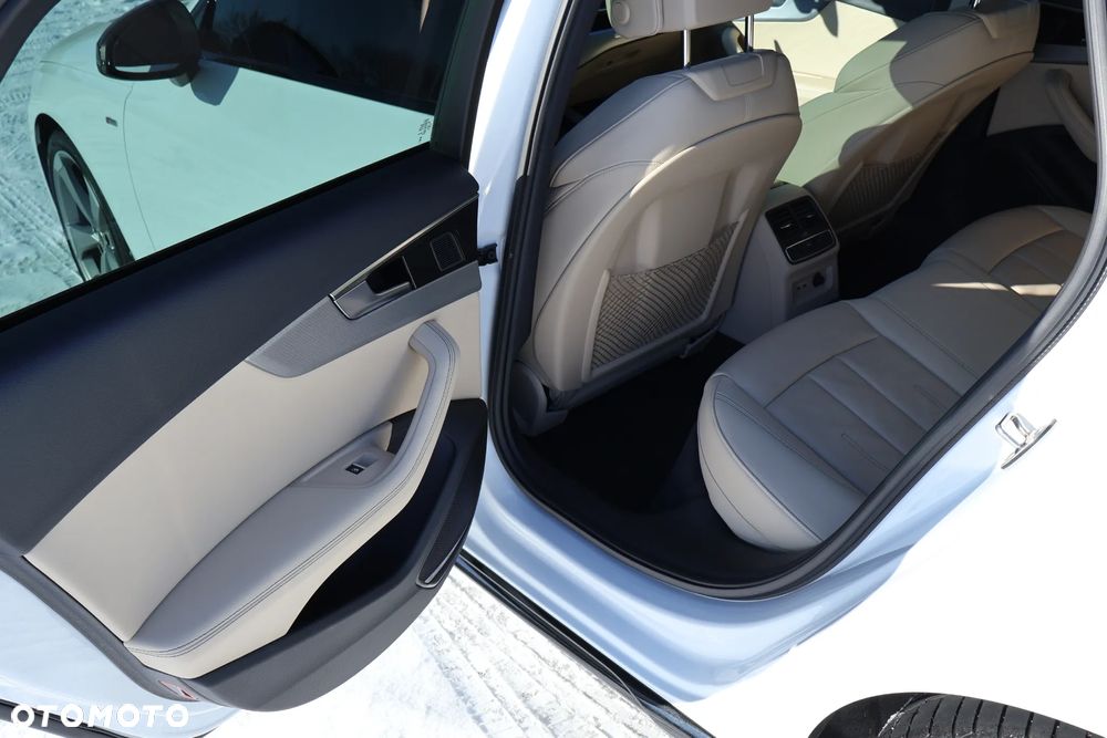 Audi A4 Limousine 45 TFSI quattro S tronic S line - 36