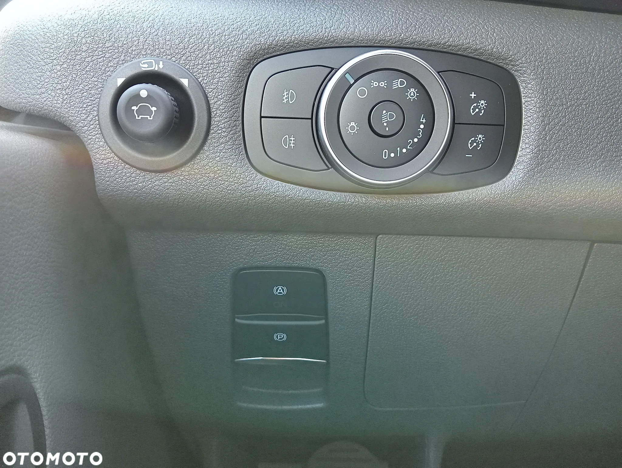Ford E-transit - 13