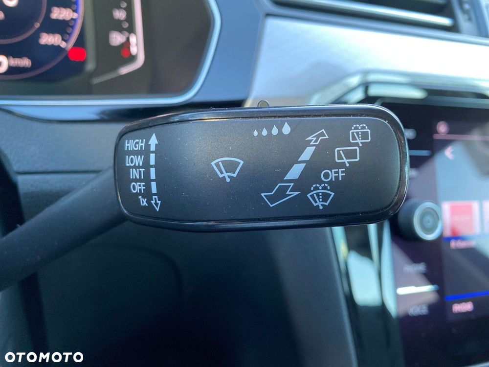 Volkswagen Passat 2023