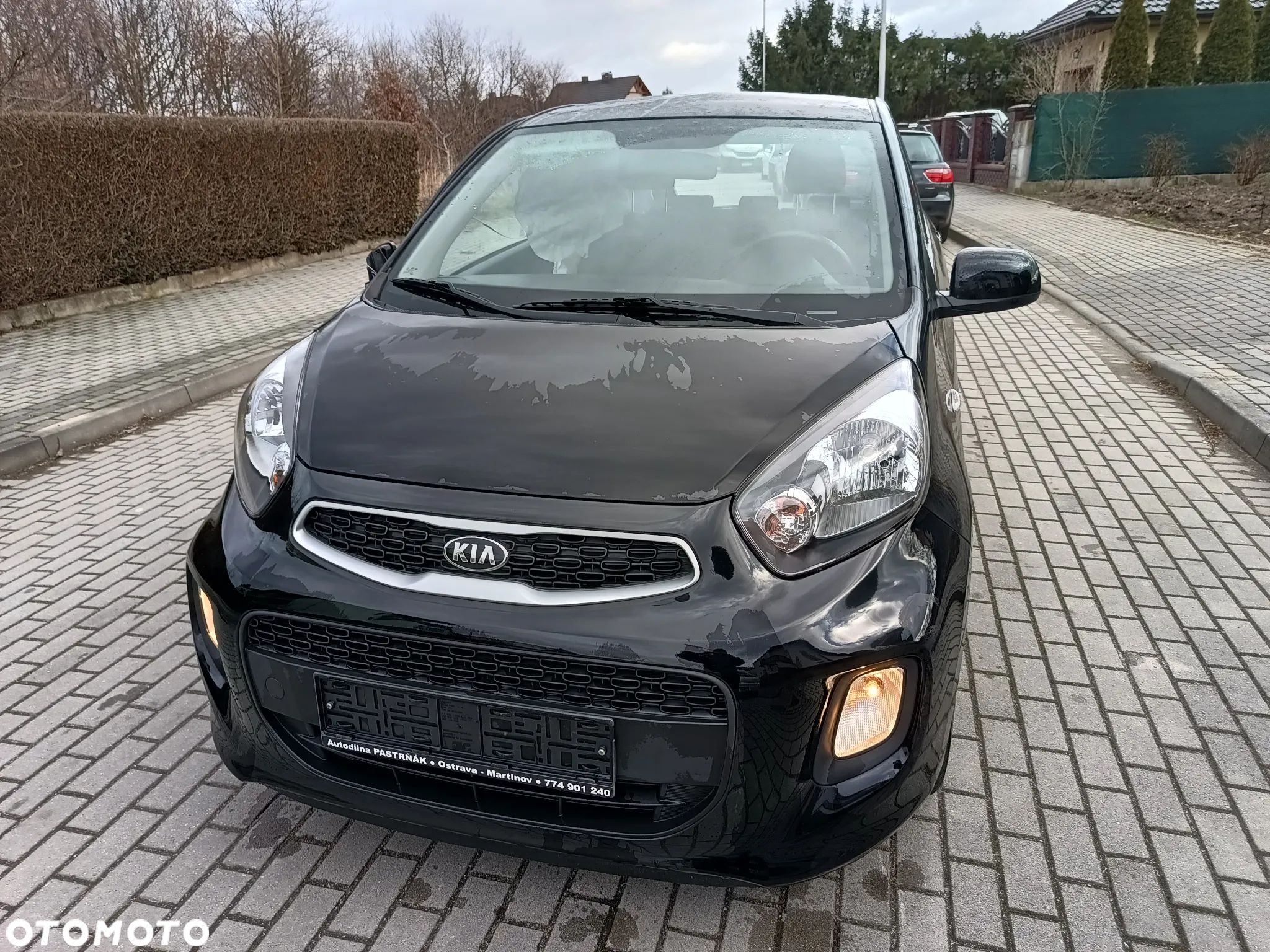 Kia Picanto - 1