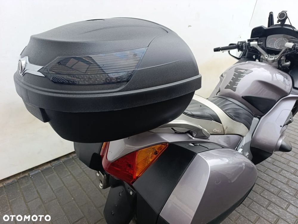 Honda ST - 25