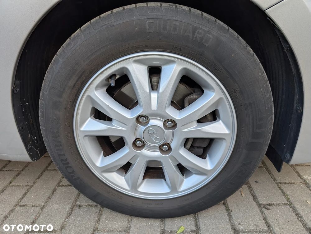 Hyundai i20 - 16