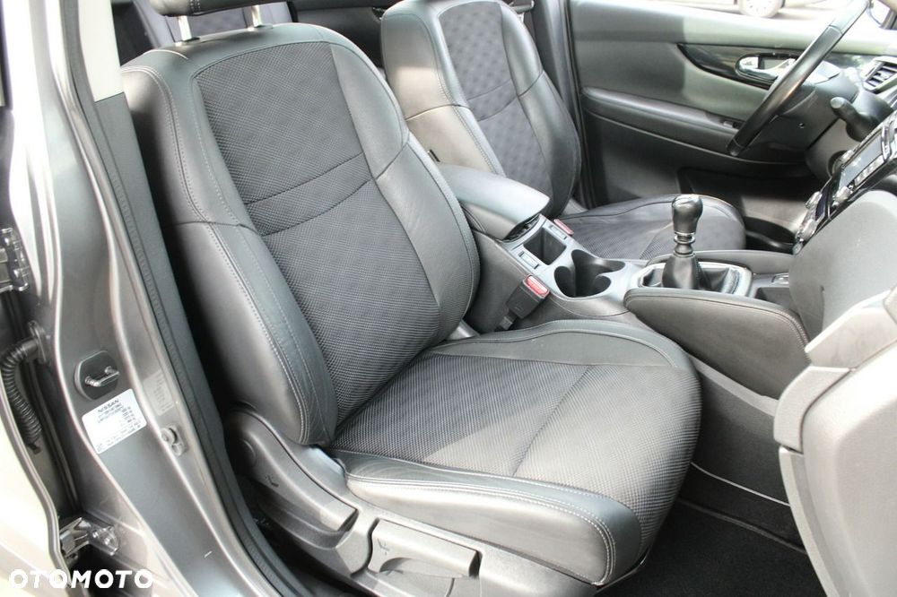 Nissan Qashqai 1.6 DIG-T N-Connecta - 9