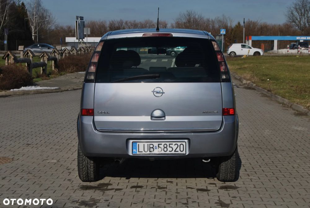 Opel Meriva 1.4 - 17