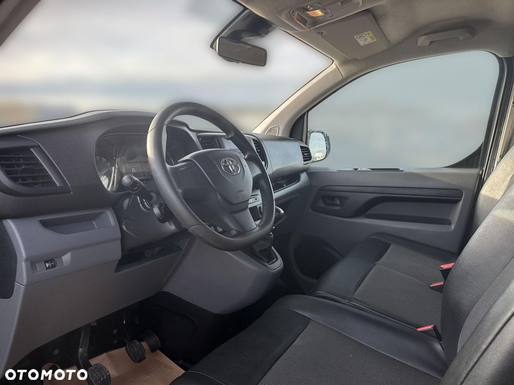 Toyota PROACE - 10