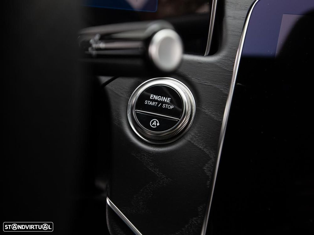 Mercedes-Benz E 220 d AMG Line - 20