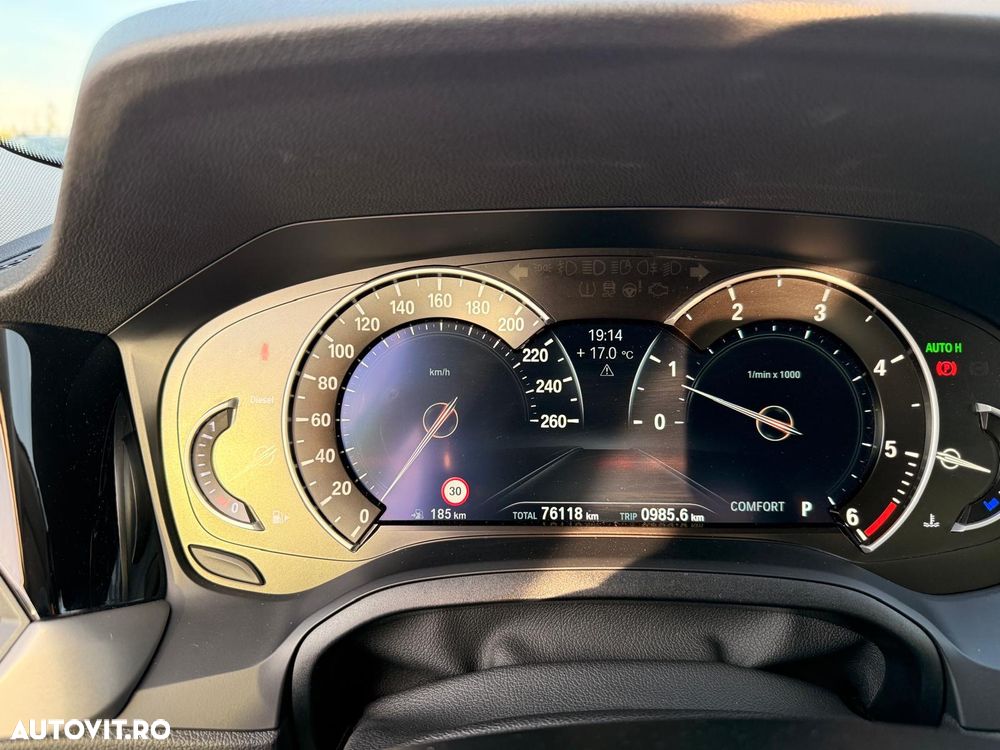 BMW Seria 3 320d xDrive AT - 16