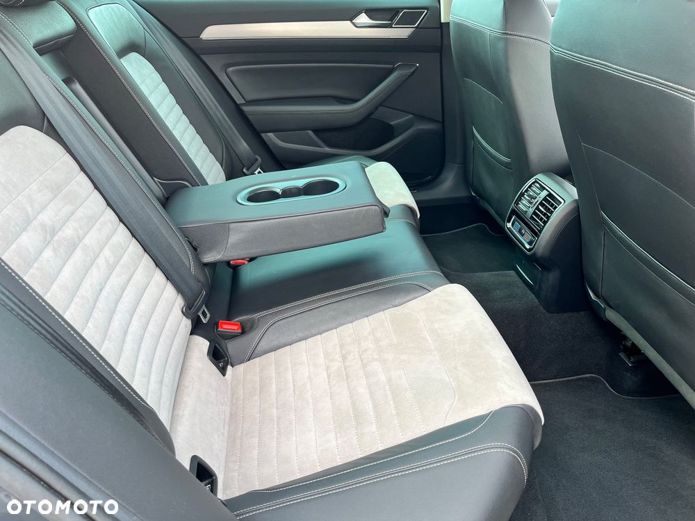 Volkswagen Passat 1.5 TSI EVO Highline DSG - 12