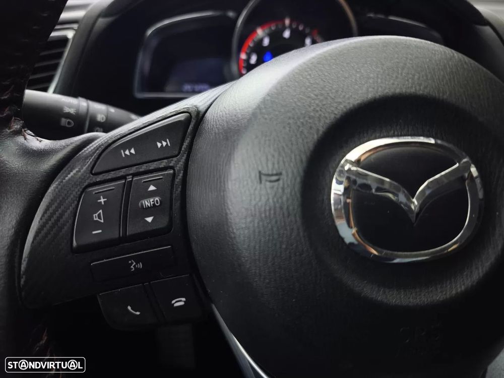 Mazda 3 Hatchback 1.5 Sky-D Excellence Navi - 23