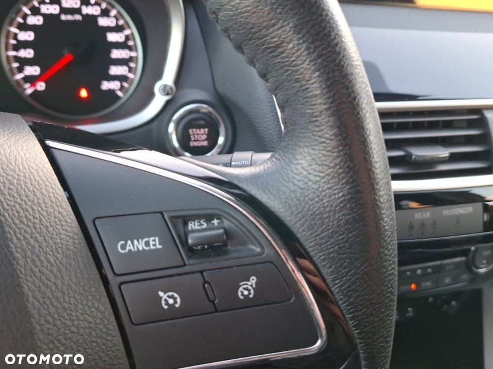 Mitsubishi Eclipse Cross 1.5 T GPF Intense - 30