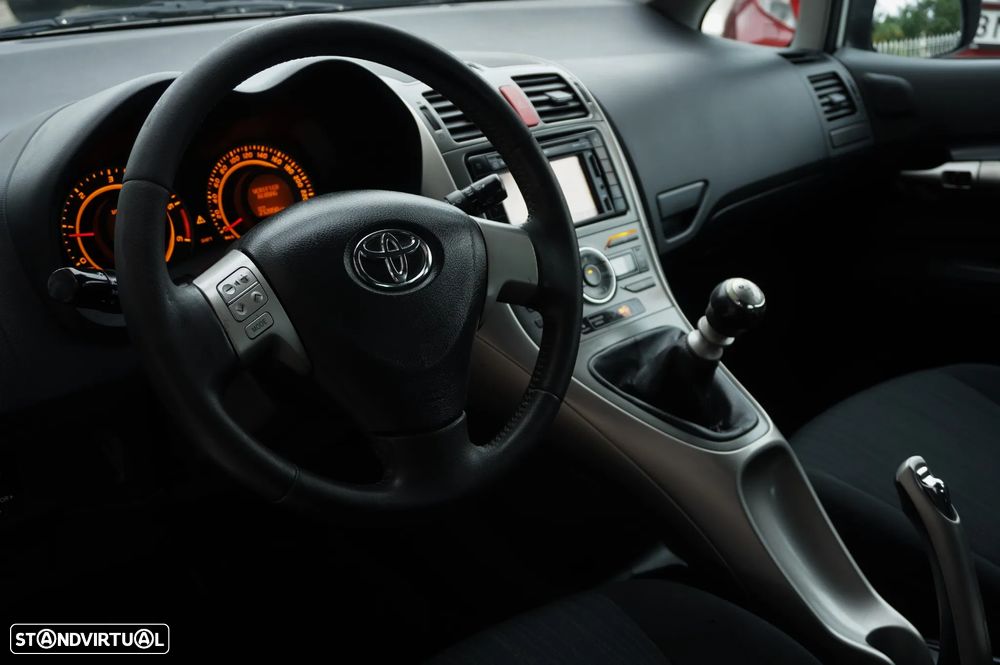 Toyota Auris 1.4 D-4D Comfort+Navi - 9