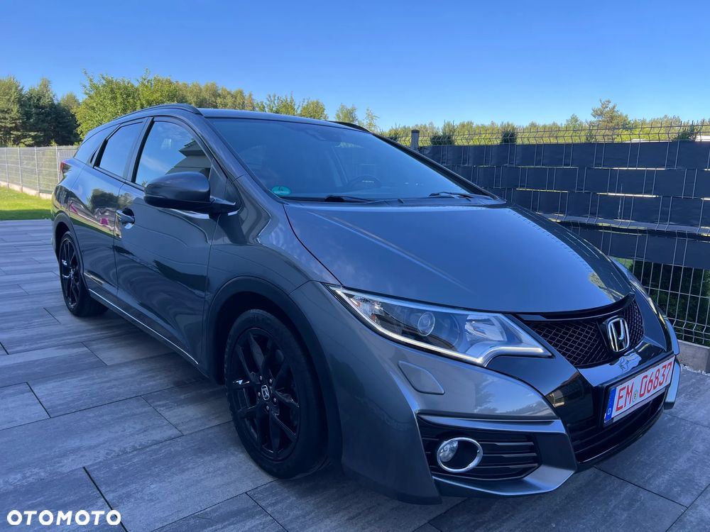 Honda Civic 1.8 i-VTEC Automatik Sport Black Edition - 4