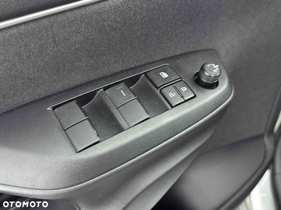 Toyota Yaris - 9