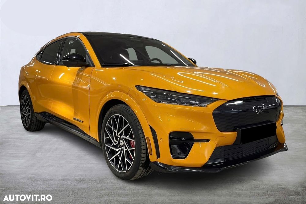 Ford Mustang Mach-E AWD GT - 1