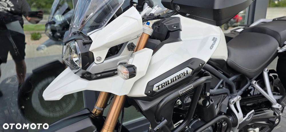 Triumph Tiger - 32