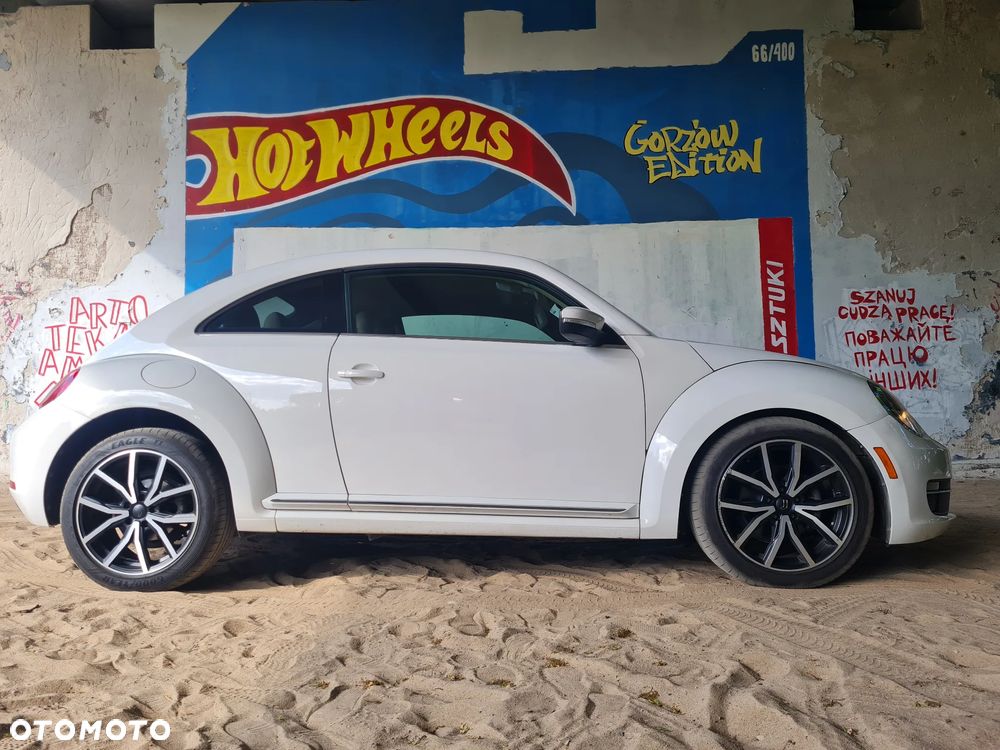 Volkswagen New Beetle - 13