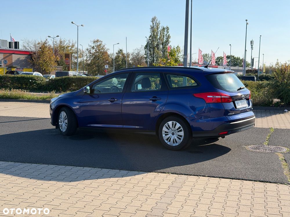 Ford Focus 1.0 EcoBoost Start-Stopp-System Business Edition - 6