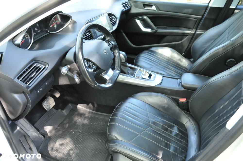 Peugeot 308 BlueHDi 150 EAT6 Stop & Start Business-Line - 13