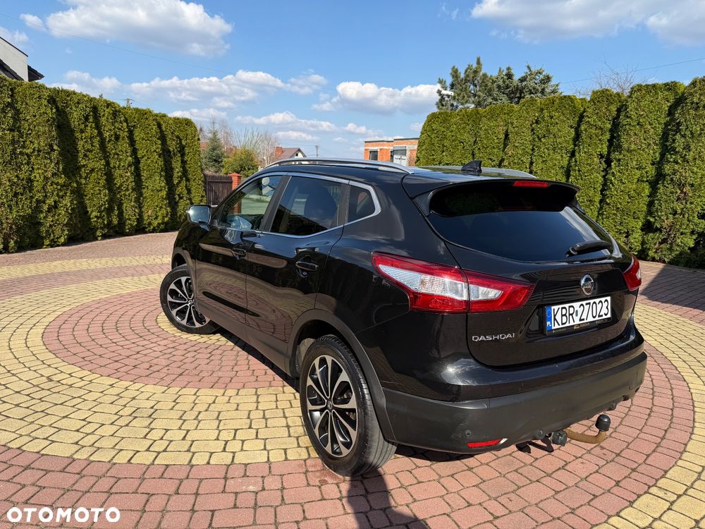 Nissan Qashqai 1.6 dCi DPF tekna - 8