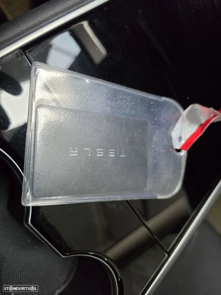 Tesla Model 3 Standard Range Plus RWD - 3