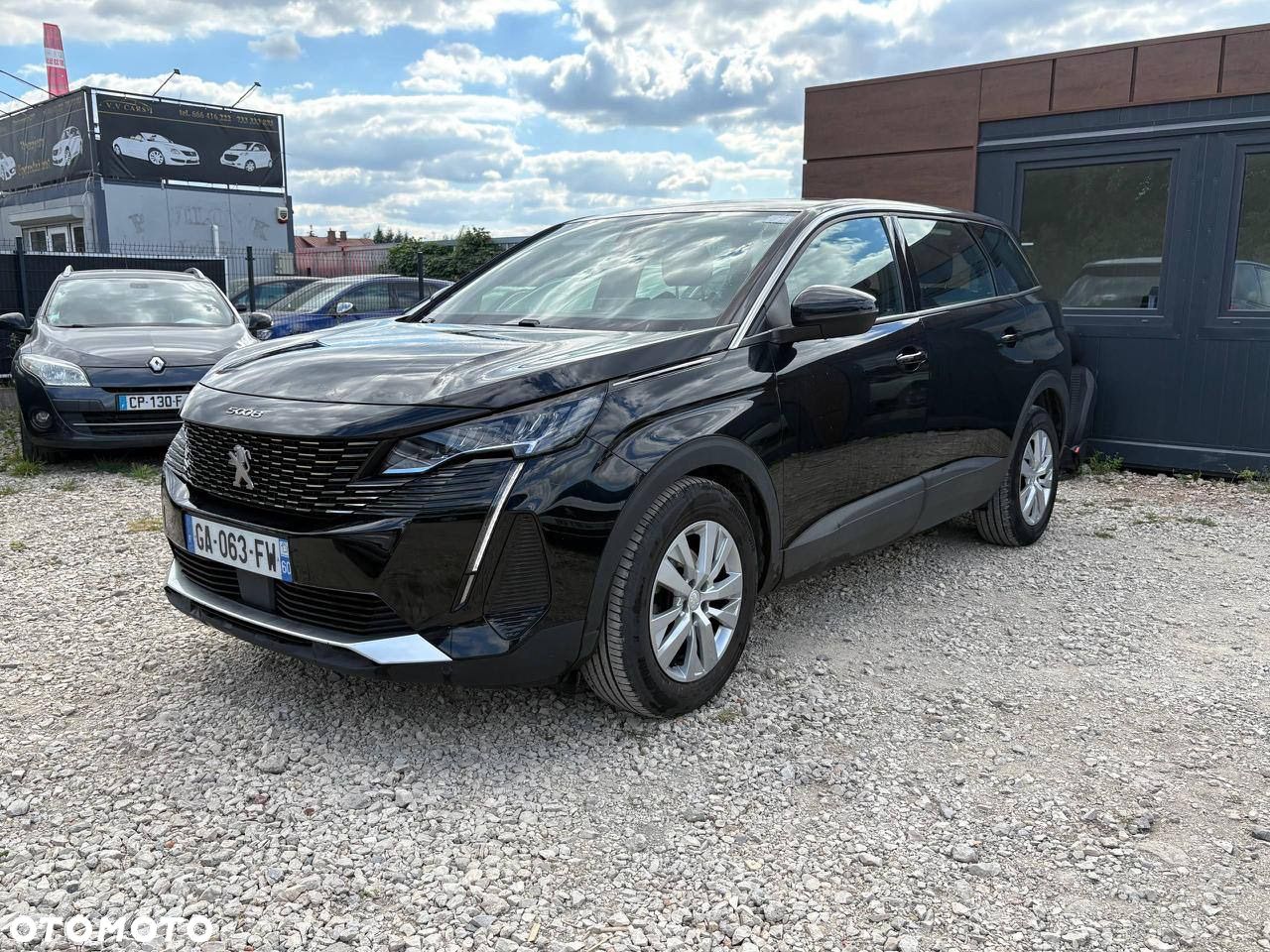 Peugeot 5008 1.2 PureTech Active S&S EAT8 - 1