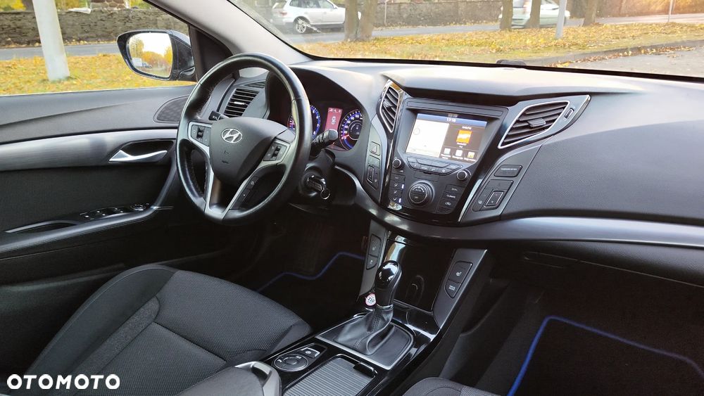 Hyundai i40 Kombi 2.0 Automatik Trend - 28