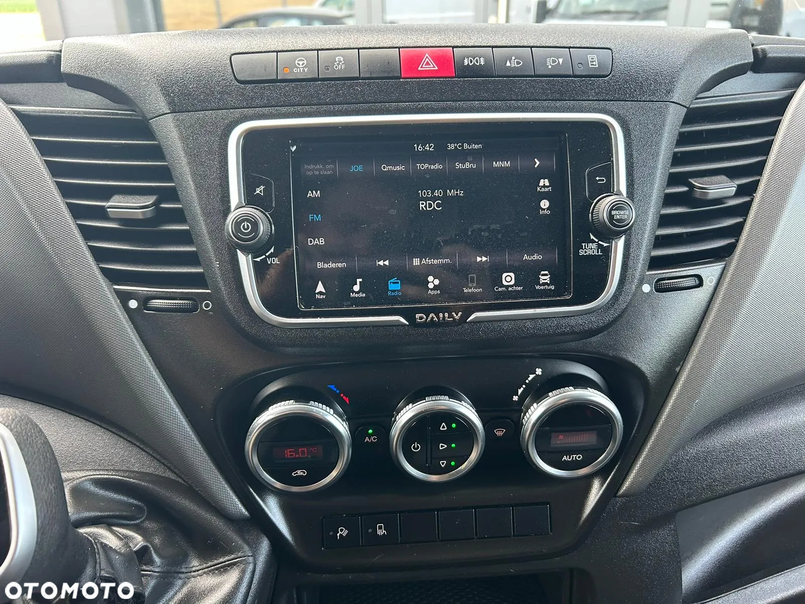 Iveco Daily 35S18 3.0 HPI Hi-Matic L3H2 Średniak Warsztat regały bagażnik warsztatowy **Hak 3,5t**KLIMA**Sprowadzony**Kamera**2022R** - 15