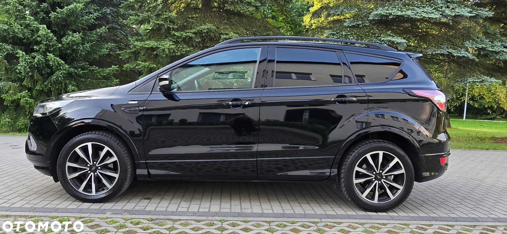 Ford Kuga 2.0 TDCi 2x4 ST-Line - 7
