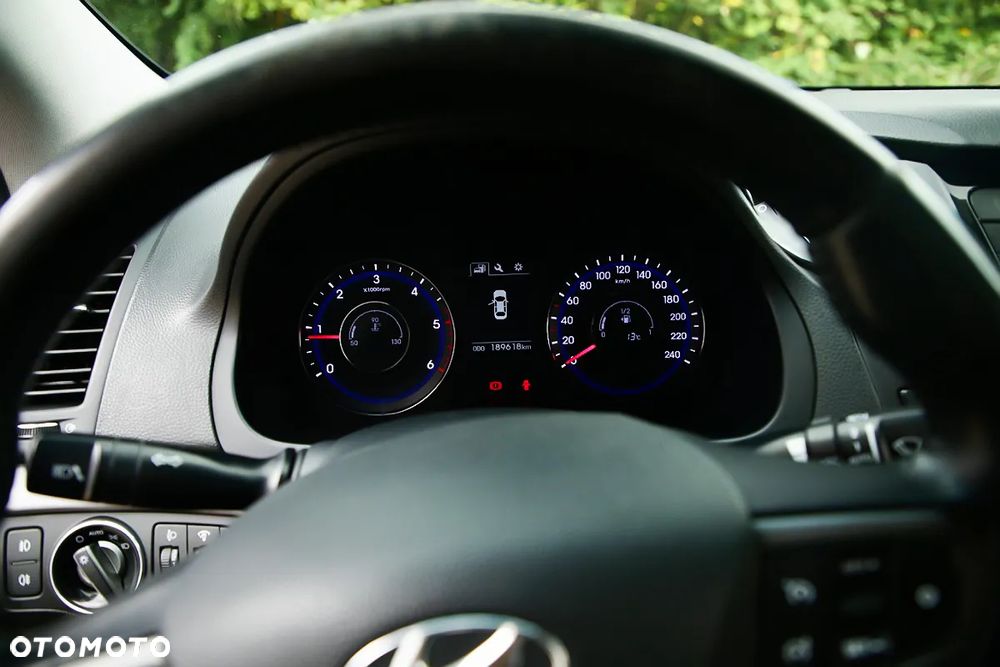 Hyundai i40 i40cw 1.7 CRDi Premium - 22