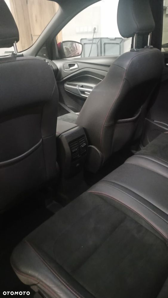Ford Kuga - 15