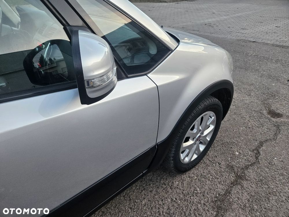 Fiat Sedici 2.0 Multijet DPF 4x4 Lounge - 12