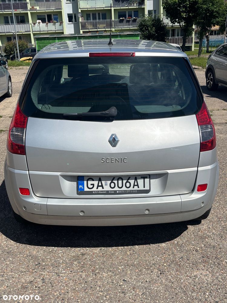 Renault Scenic 1.6 16V Expression - 12